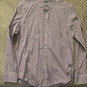 GAP Men's Red and White Checkered Button Down Shirt